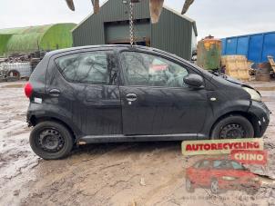 Toyota Aygo 1.0 12V VVT-i Sloopvoertuig (2006, Zwart)