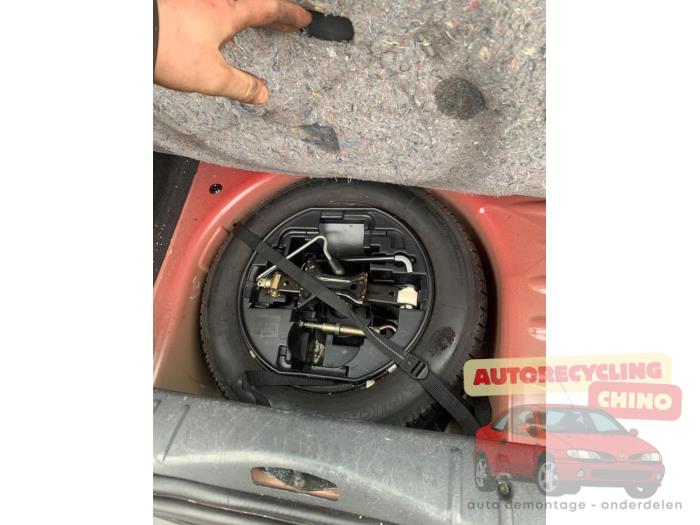 Citroen C3 1.4 Sloopvoertuig (2005, Rood)