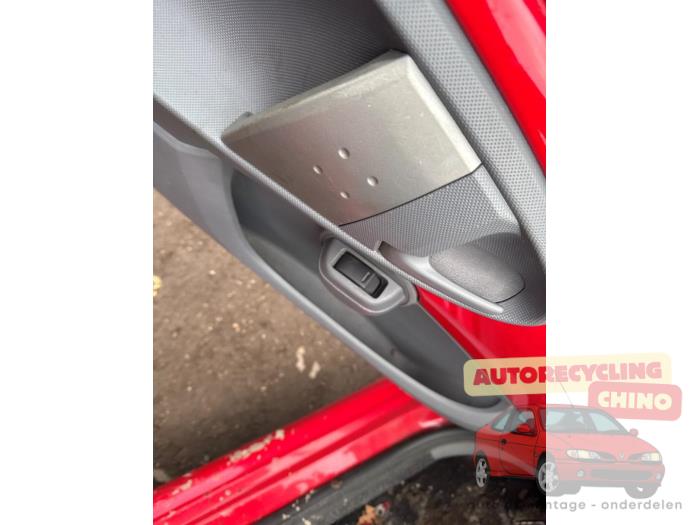 Toyota Aygo 1.0 12V VVT-i Sloopvoertuig (2007, Rood)