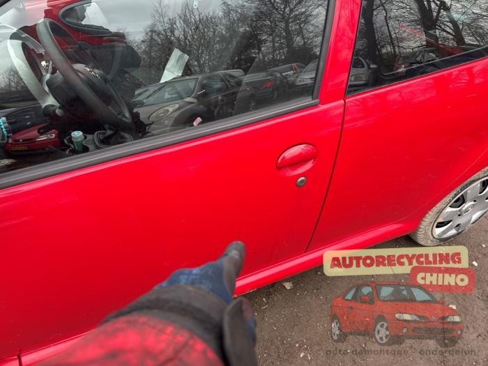 Toyota Aygo 1.0 12V VVT-i Sloopvoertuig (2007, Rood)