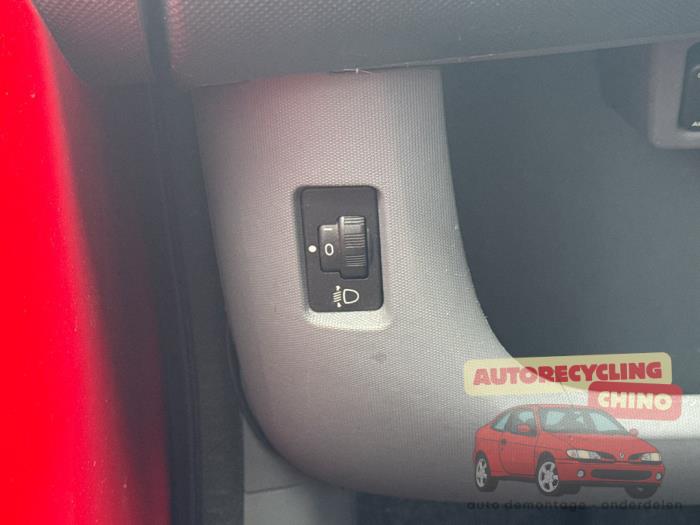 Toyota Aygo 1.0 12V VVT-i Sloopvoertuig (2007, Rood)