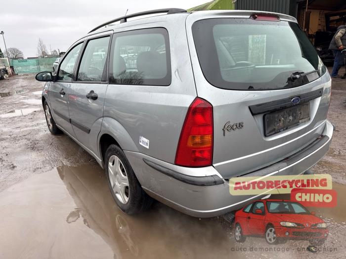 Ford Focus 1 Wagon 1.6 16V Sloopvoertuig (2002, Grijs)