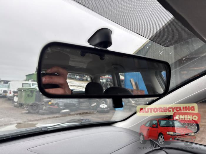 Ford Focus 1 Wagon 1.6 16V Sloopvoertuig (2002, Grijs)