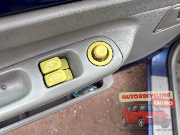 Renault Twingo 1.2 Sloopvoertuig (2000, Blauw)