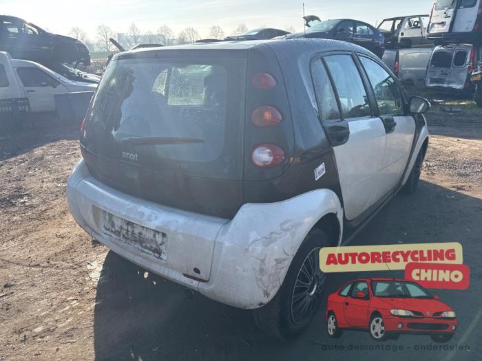 Smart Forfour 1.0 12V Sloopvoertuig (2006, Zwart)