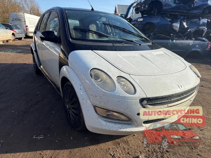 Smart Forfour 1.0 12V Sloopvoertuig (2006, Zwart)