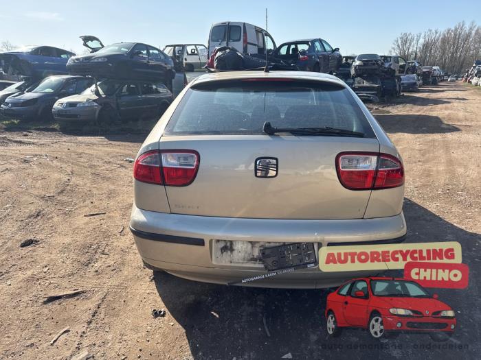Seat Leon 1.6 16V Sloopvoertuig (2003, Beige)