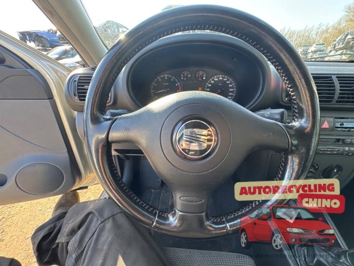 Seat Leon 1.6 16V Sloopvoertuig (2003, Beige)