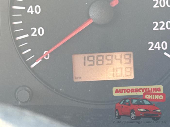 Seat Leon 1.6 16V Sloopvoertuig (2003, Beige)