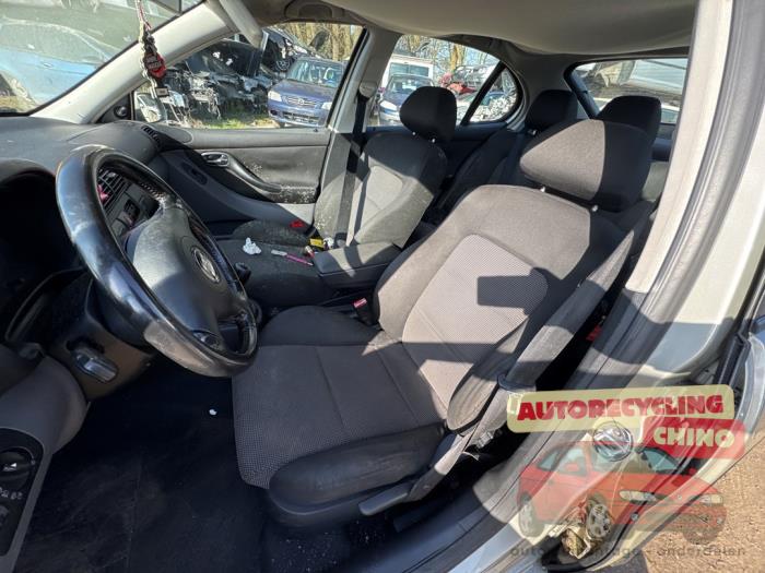 Seat Leon 1.6 16V Sloopvoertuig (2003, Beige)