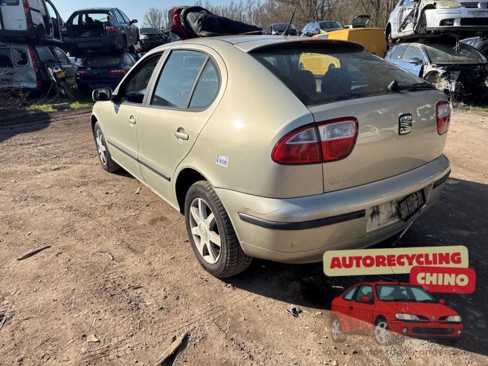 Seat Leon 1.6 16V Sloopvoertuig (2003, Beige)