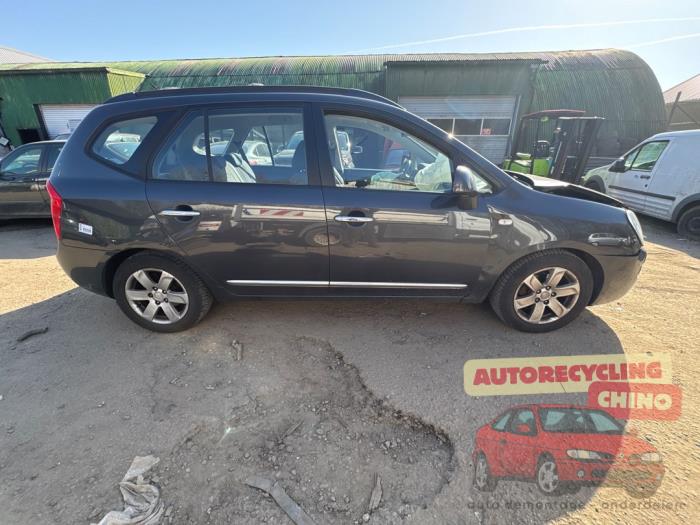 Kia Carens III 2.0i CVVT 16V Sloopvoertuig (2006, Grijs)