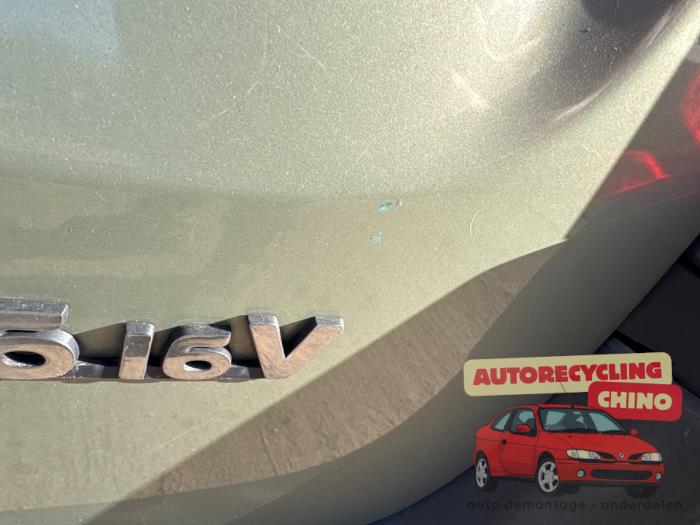 Dacia Logan MCV 1.6 16V Sloopvoertuig (2008, Beige)