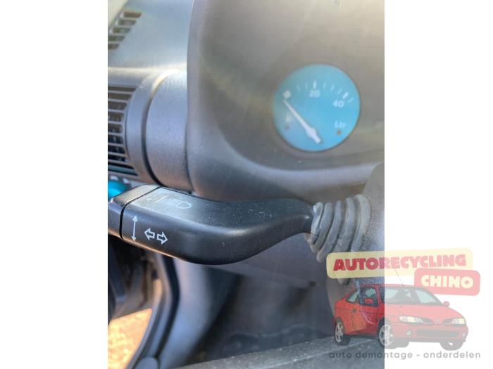 Opel Corsa B 1.4i Swing,Joy,Sport,GLS Sloopvoertuig (1995, Grijs)