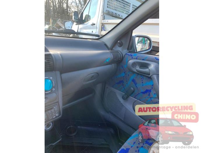 Opel Corsa B 1.4i Swing,Joy,Sport,GLS Sloopvoertuig (1995, Grijs)