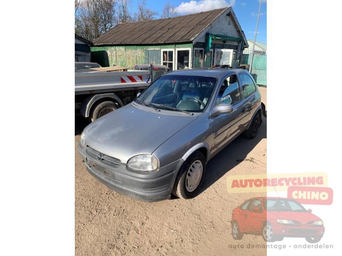 Opel Corsa B 1.4i Swing,Joy,Sport,GLS Sloopvoertuig (1995, Grijs)
