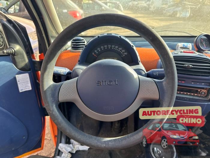 Smart City-Coupé 0.6 Turbo i.c. Smart&Pulse Sloopvoertuig (1999, Zwart, Oranje)