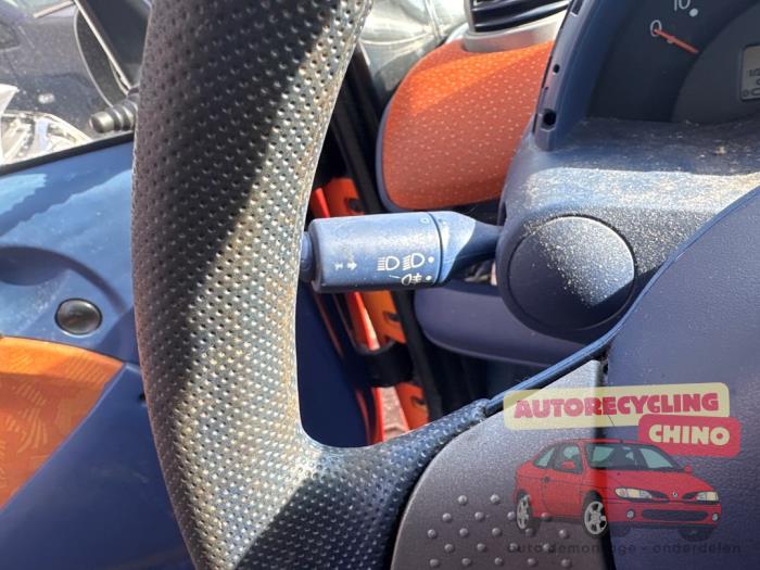 Smart City-Coupé 0.6 Turbo i.c. Smart&Pulse Sloopvoertuig (1999, Zwart, Oranje)