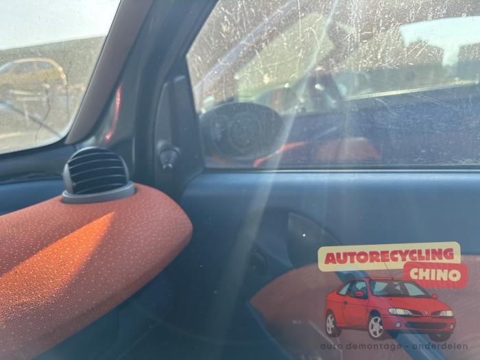 Smart City-Coupé 0.6 Turbo i.c. Smart&Pulse Sloopvoertuig (1999, Zwart, Oranje)