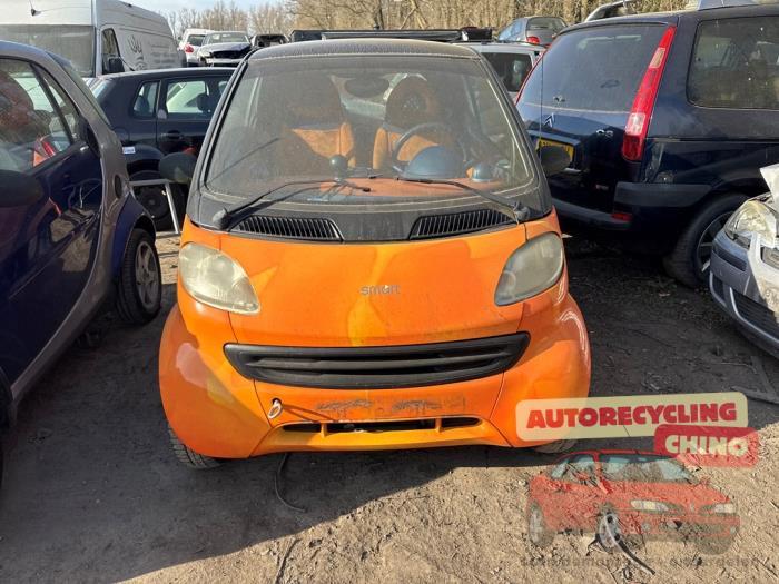 Smart City-Coupé 0.6 Turbo i.c. Smart&Pulse Sloopvoertuig (1999, Zwart, Oranje)
