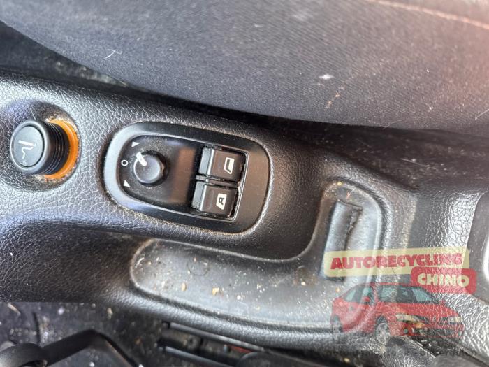 Peugeot 206 1.4 XR,XS,XT,Gentry Sloopvoertuig (2006, Blauw)