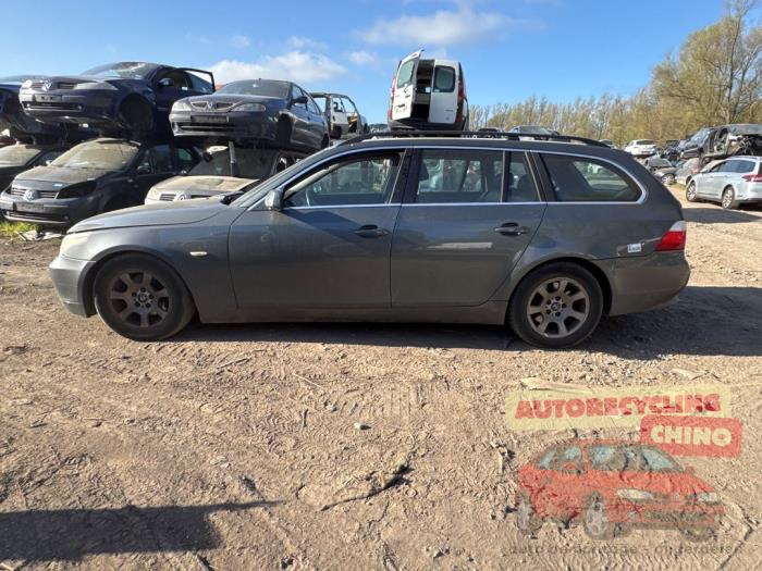 BMW 5 serie Touring 525d 24V Sloopvoertuig (2004, Grijs)