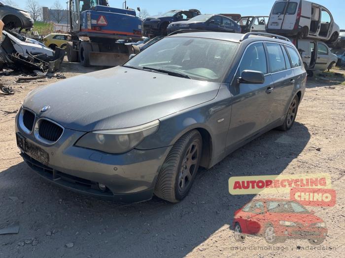 BMW 5 serie Touring 525d 24V Sloopvoertuig (2004, Grijs)