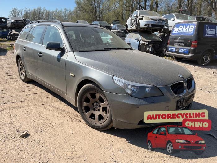 BMW 5 serie Touring 525d 24V Sloopvoertuig (2004, Grijs)
