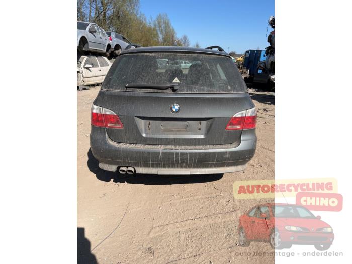 BMW 5 serie Touring 525d 24V Sloopvoertuig (2004, Grijs)