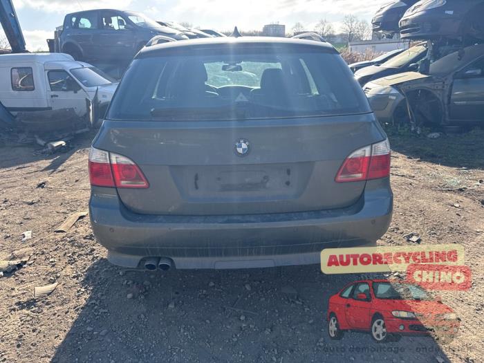 BMW 5 serie Touring 525d 24V Sloopvoertuig (2004, Grijs)