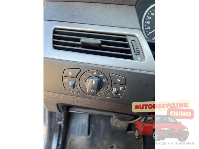 BMW 5 serie Touring 525d 24V Sloopvoertuig (2004, Grijs)