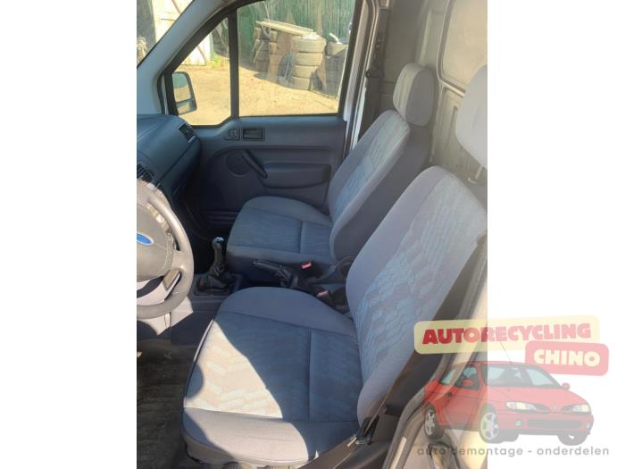 Ford Transit Connect 1.8 TDCi 90 Sloopvoertuig (2010, Zilvergrijs)