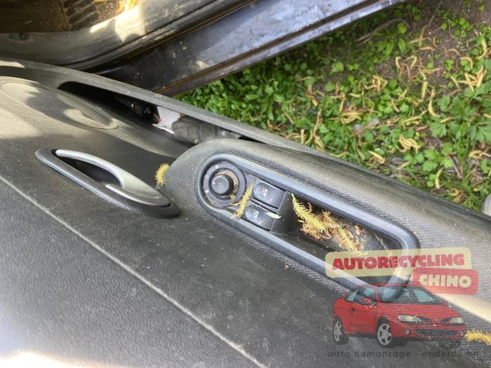 Renault Clio III 1.5 dCi FAP Sloopvoertuig (2011, Zwart)