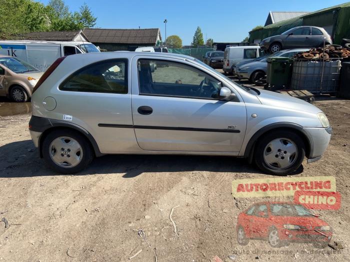 Opel Corsa C 1.2 16V Sloopvoertuig (2004, Grijs)