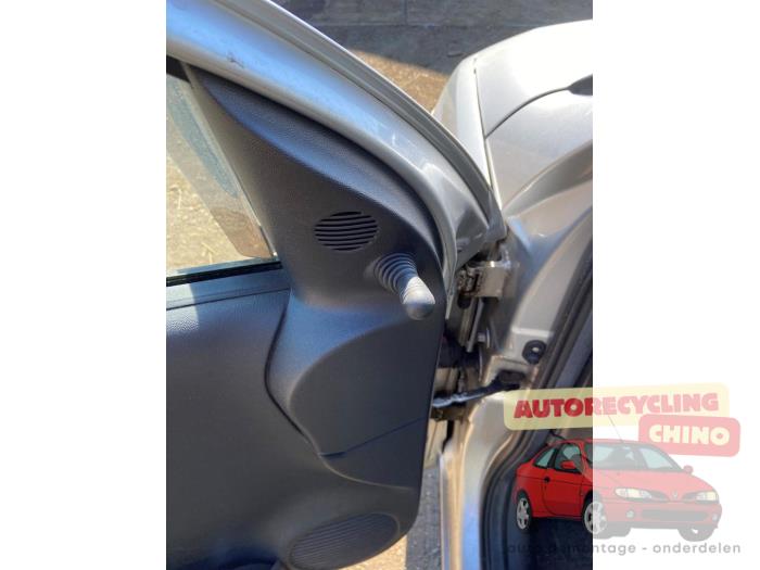 Opel Corsa C 1.2 16V Sloopvoertuig (2004, Grijs)