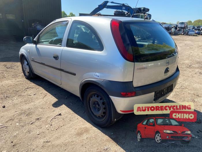 Opel Corsa C 1.2 16V Sloopvoertuig (2004, Grijs)