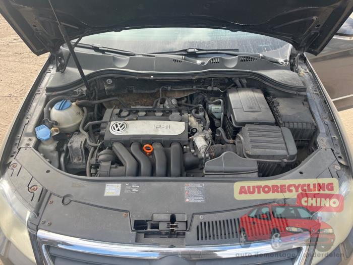 Volkswagen Passat Variant 2.0 FSI 16V Sloopvoertuig (2007, Bruin)