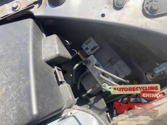 Peugeot 206 1.4 XR,XS,XT,Gentry Sloopvoertuig (2005, Grijs)