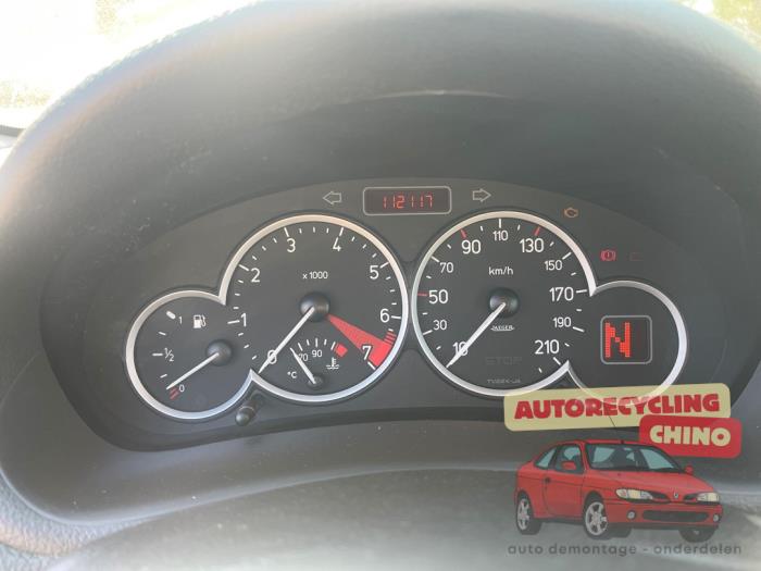 Peugeot 206 1.4 XR,XS,XT,Gentry Sloopvoertuig (2005, Grijs)