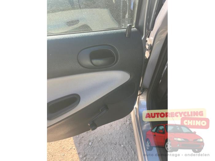 Peugeot 206 1.4 XR,XS,XT,Gentry Sloopvoertuig (2005, Grijs)