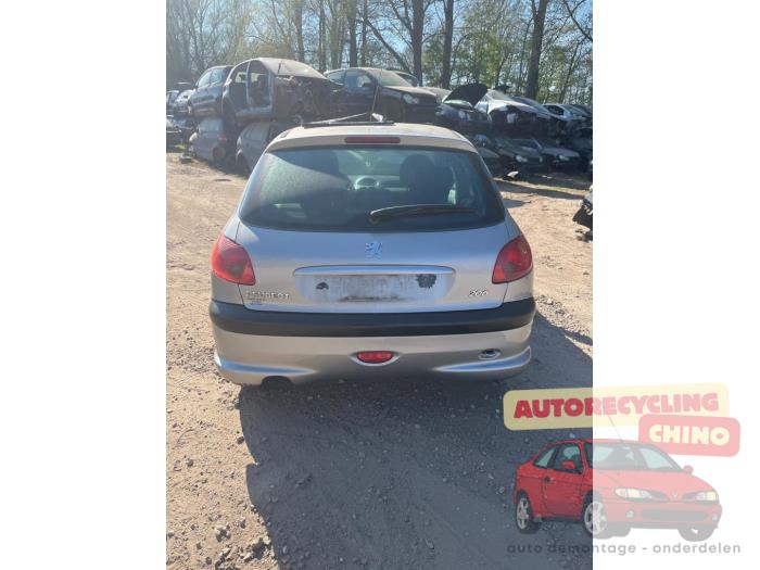 Peugeot 206 1.4 XR,XS,XT,Gentry Sloopvoertuig (2005, Grijs)