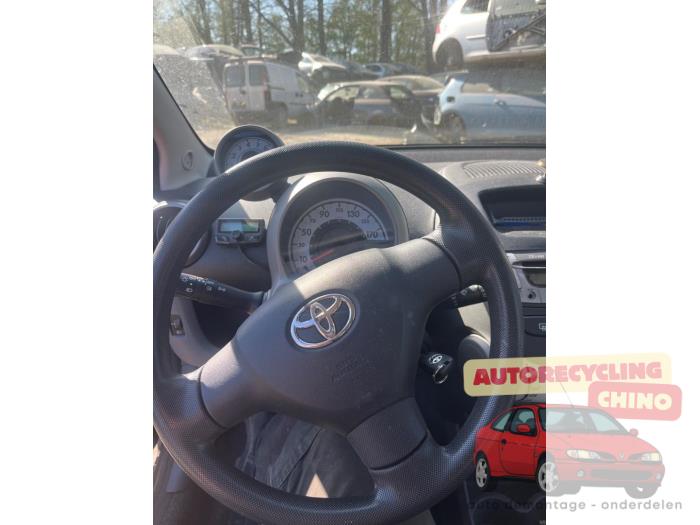 Toyota Aygo 1.0 12V VVT-i Sloopvoertuig (2005, Grijs)