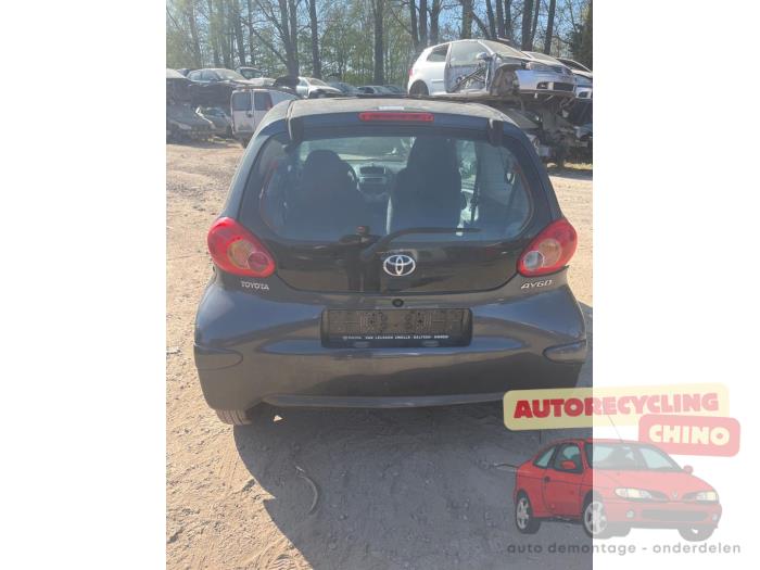 Toyota Aygo 1.0 12V VVT-i Sloopvoertuig (2005, Grijs)
