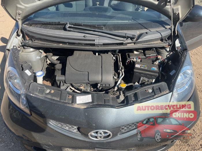 Toyota Aygo 1.0 12V VVT-i Sloopvoertuig (2005, Grijs)