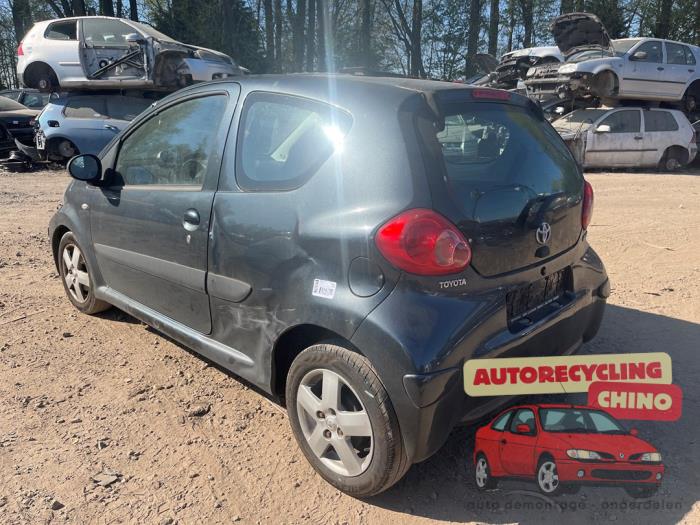 Toyota Aygo 1.0 12V VVT-i Sloopvoertuig (2005, Grijs)