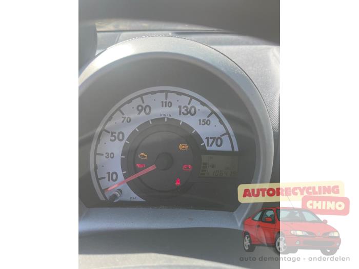 Toyota Aygo 1.0 12V VVT-i Sloopvoertuig (2005, Grijs)