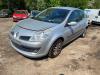 Renault Clio uit 2009 (Sloopvoertuig)