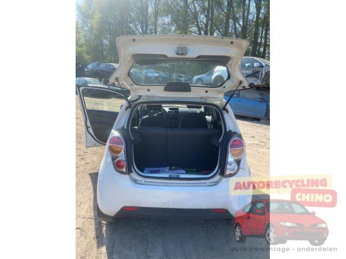 Chevrolet Spark 1.0 16V Sloopvoertuig (2012, Wit)