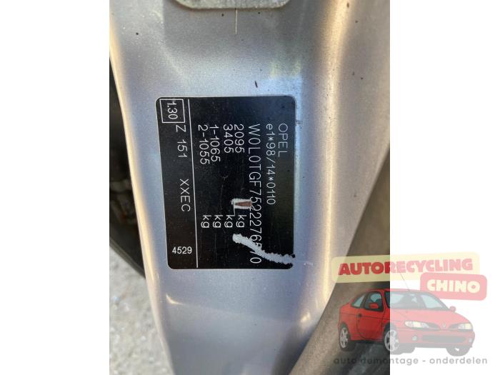 Opel Zafira 2.2 DTI 16V Sloopvoertuig (2002, Zilvergrijs)