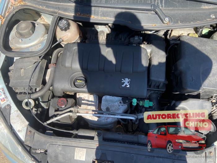 Peugeot 206 1.4 16V Sloopvoertuig (2005, Grijs)